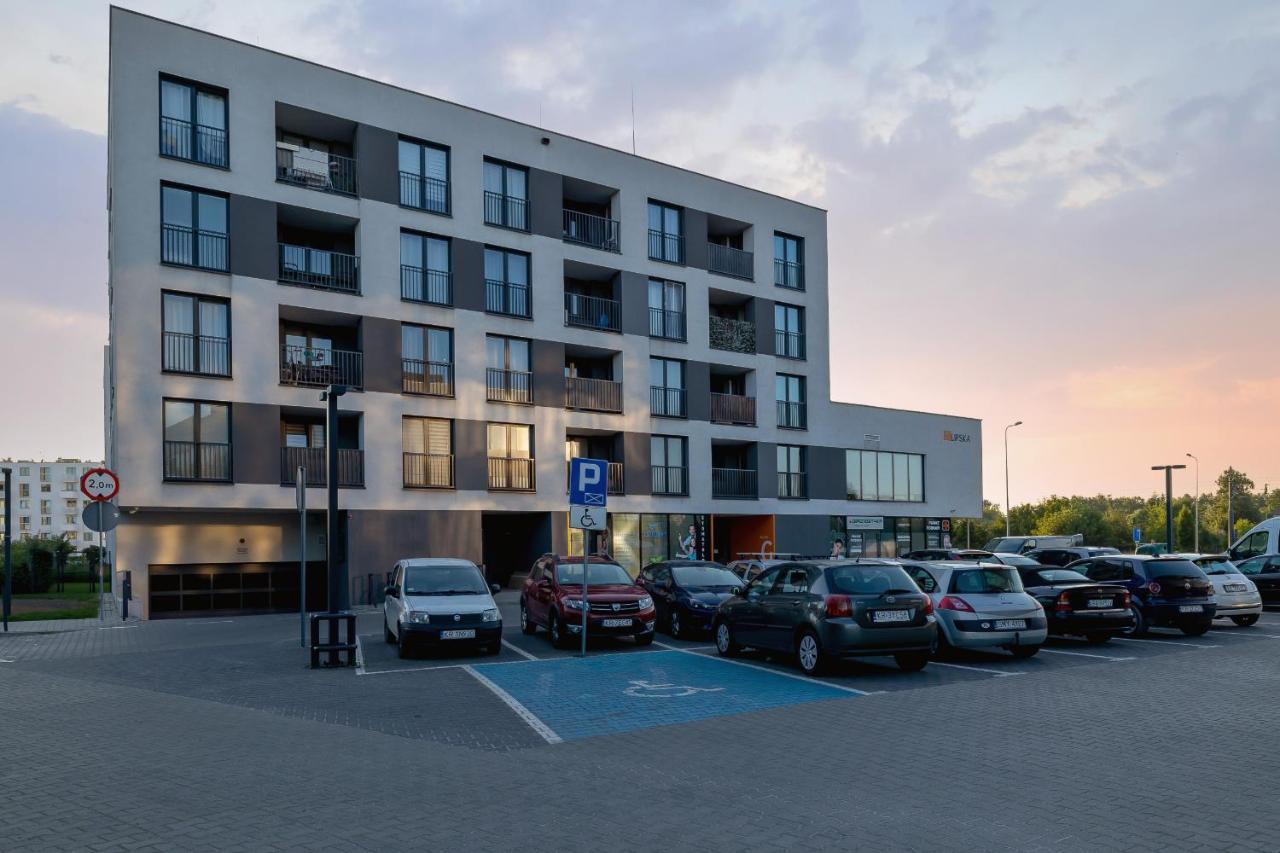 Krakow Studio With Parking & Terrace Near Zalew Bagry By Renters Prestige Exterior foto